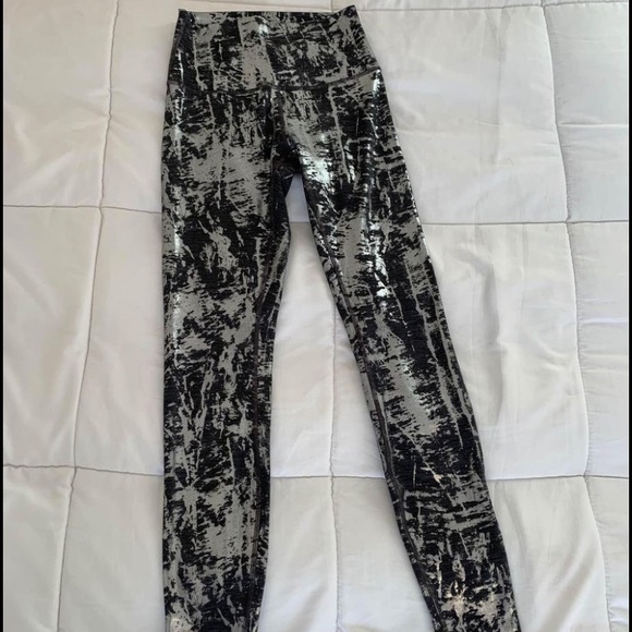 Lululemon Wunder Under HR Leggings - Picture 4 of 6